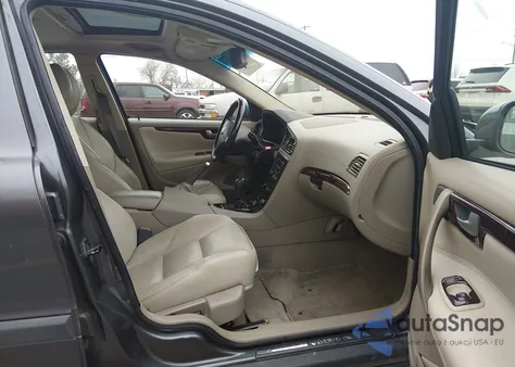 2004 Volvo S60 2.5T Awd из США, поврежденный, VIN YV1RH59H942421287